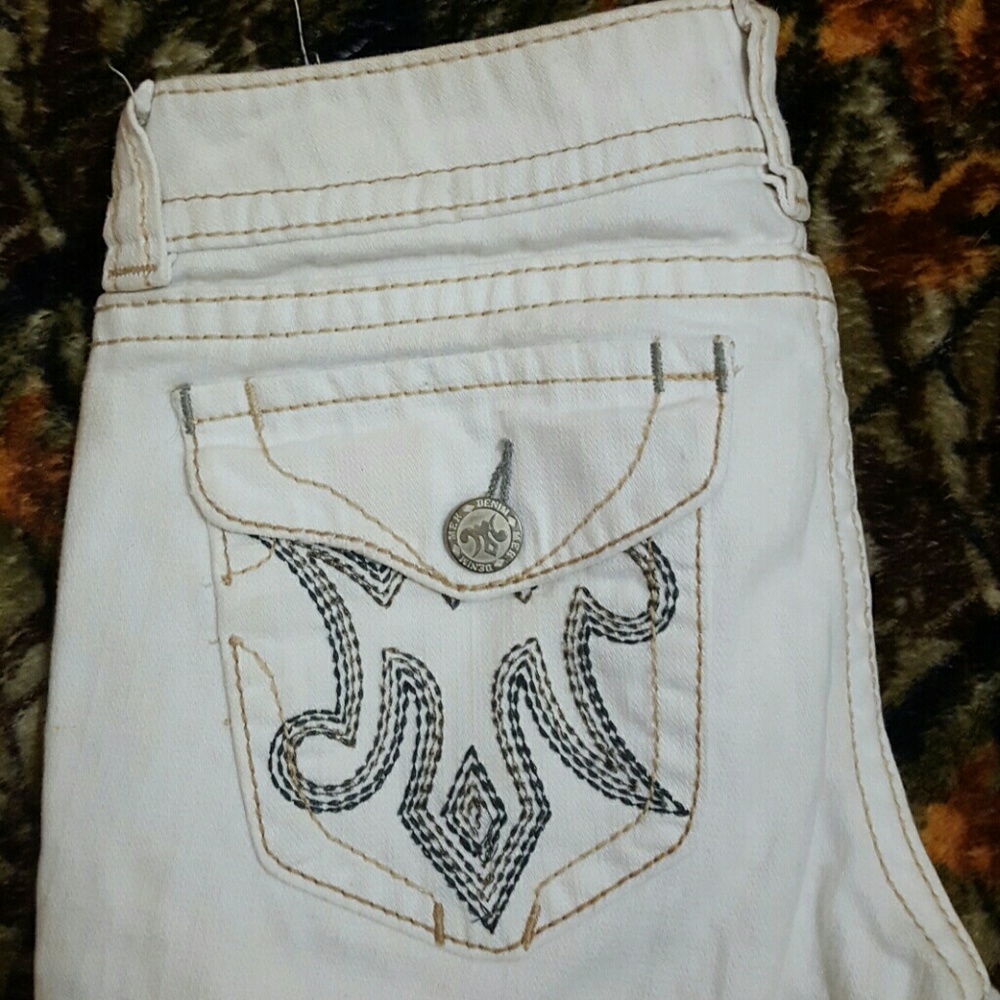 White MEK Jeans!